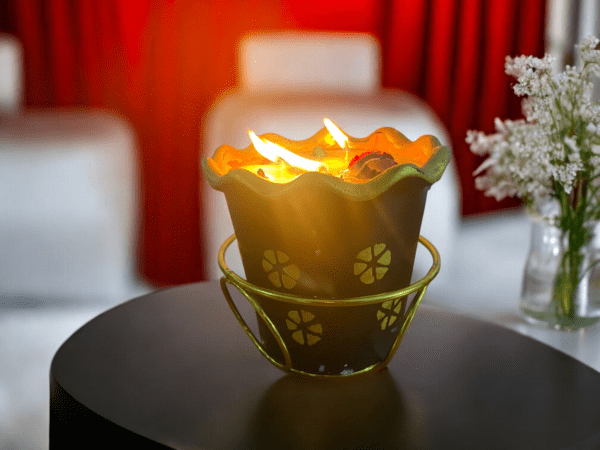 The Imperium Aroma Terracotta Scented Candle - Image 2
