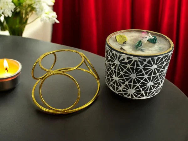The Imperium Aroma Terracotta Scented Candle