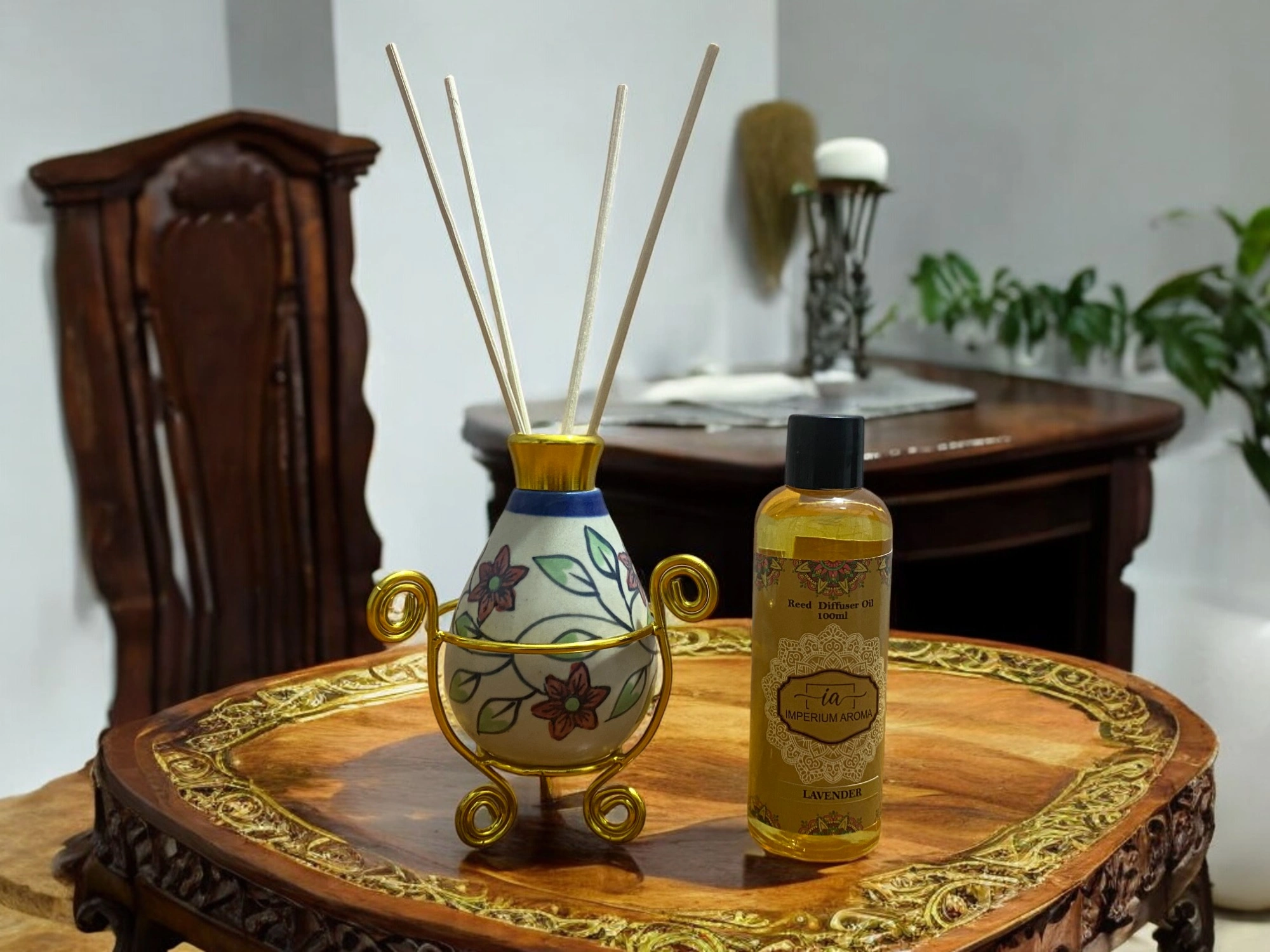 Imperium Lavender Reed Diffuser Set (Ceramic with Golden Brass Neck)