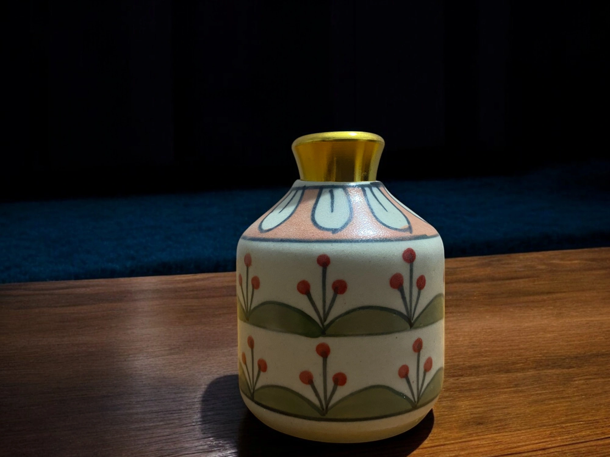 Imperium Lavender Reed Diffuser Set (Ceramic with Golden Brass Neck) - Image 2