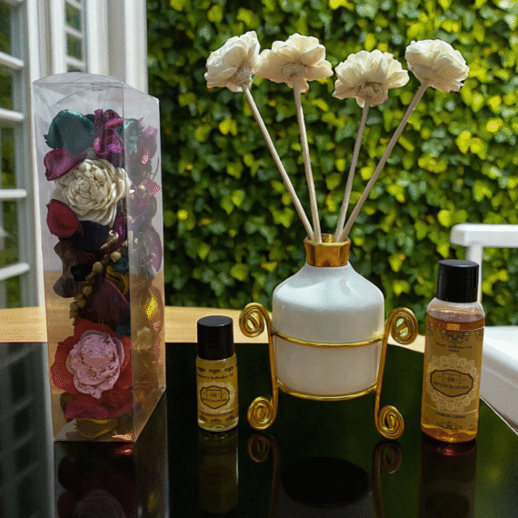 Imperium Aroma Lemongrass Reed Diffuser Gift Set (Ceramic Pot with Golden Brass Neck)
