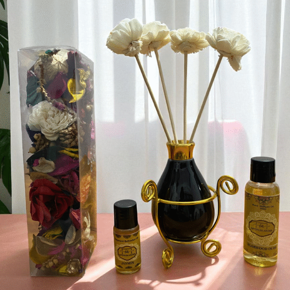 Imperium Aroma Agarwood Oudh  Reed Diffuser Gift Set (Ceramic Pot with Golden Brass Neck)