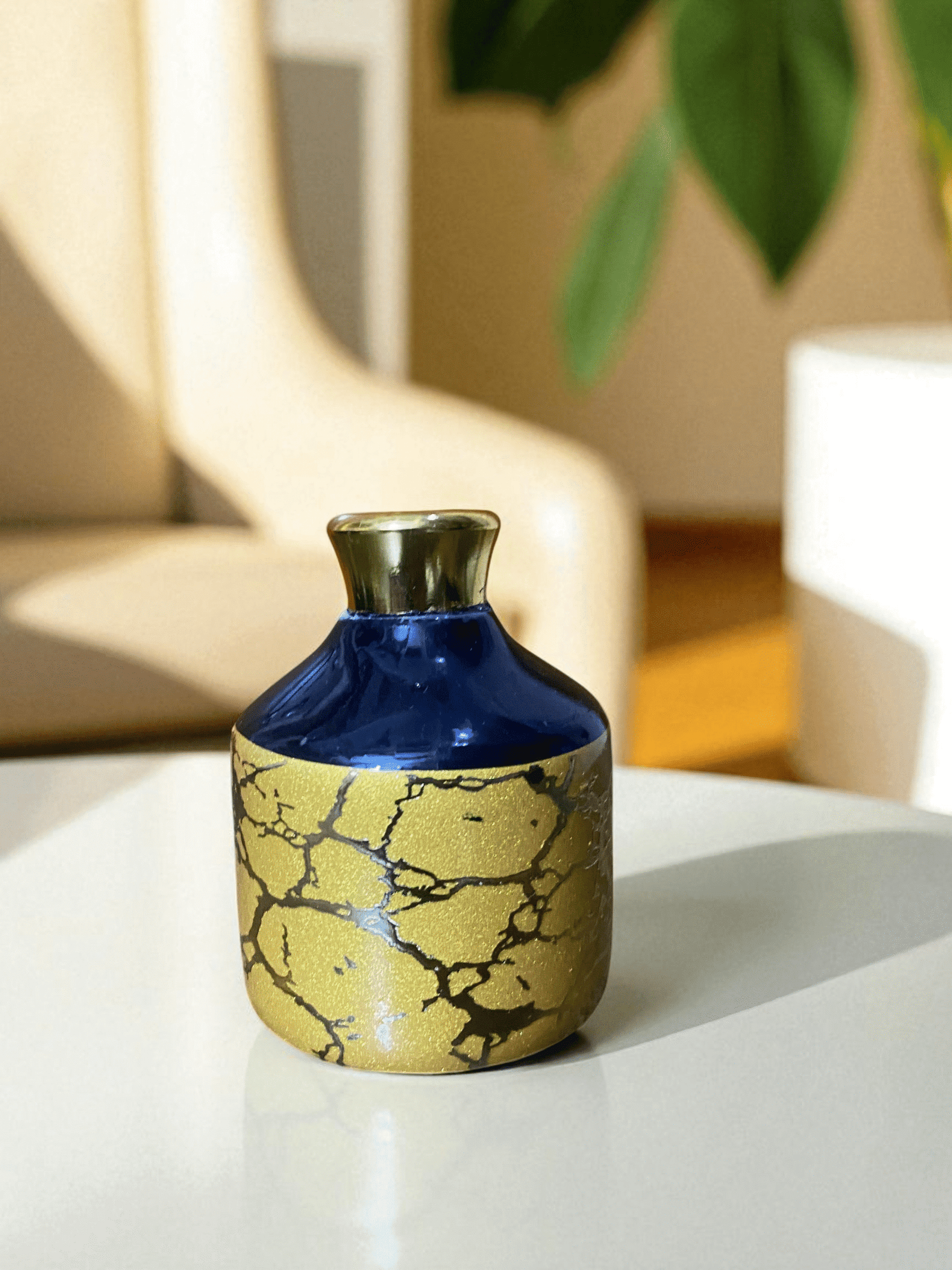 Imperium Aroma Lavender Reed Diffuser Set (Ceramic with Golden Brass Neck)) - Image 3