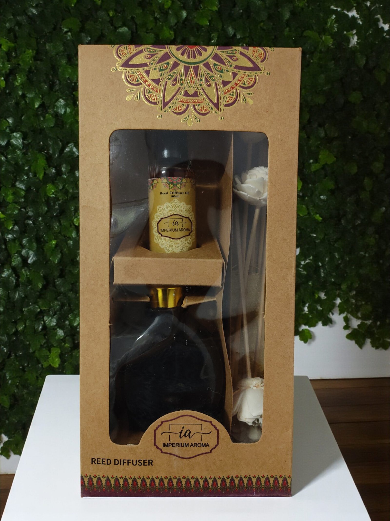 Imperium Aroma Sandalwood Reed Diffuser Set (Ceramic with Golden Brass Neck) - Image 4